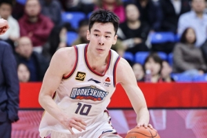 上赛季场均16.1分 媒体人：同曦预计执行郭昊文下赛季的球队选项