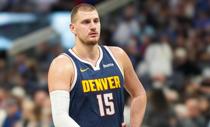 退役后立雕像有多难？现役NBA仅4人够格，詹姆斯有望两座