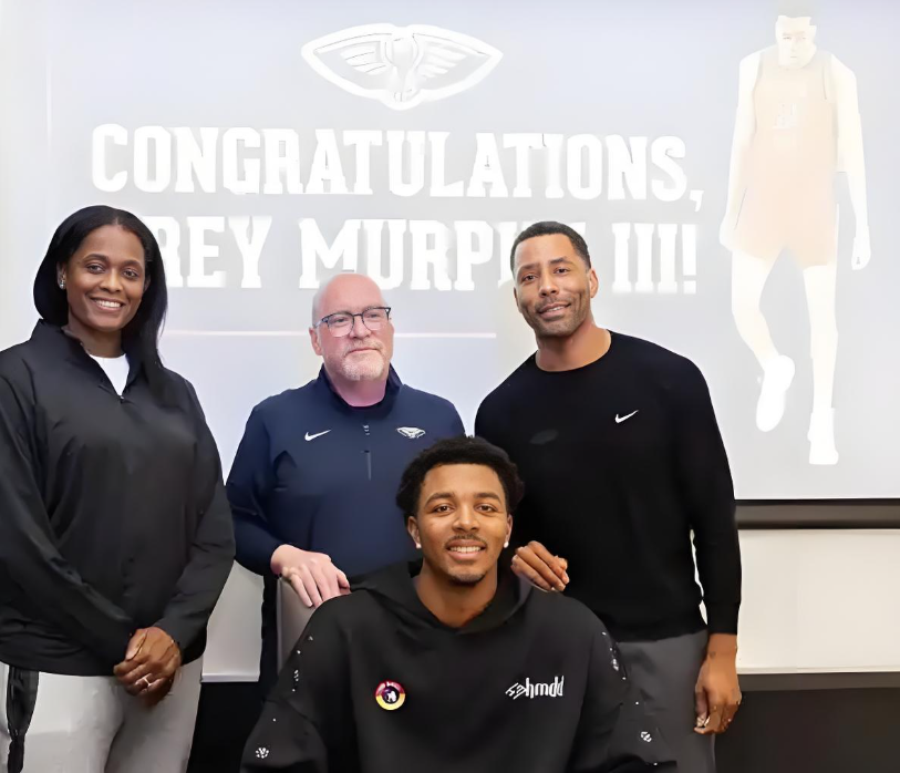 拒绝勇士！探索交易失败，湖人、鹈鹕不当冤大头，詹姆斯闹剧落幕