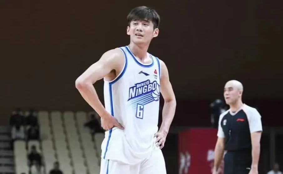 开云体育-中国官网登录入口-命中率36%,三分命中率23%也能拿顶薪!宁波队的目标是继续垫底?