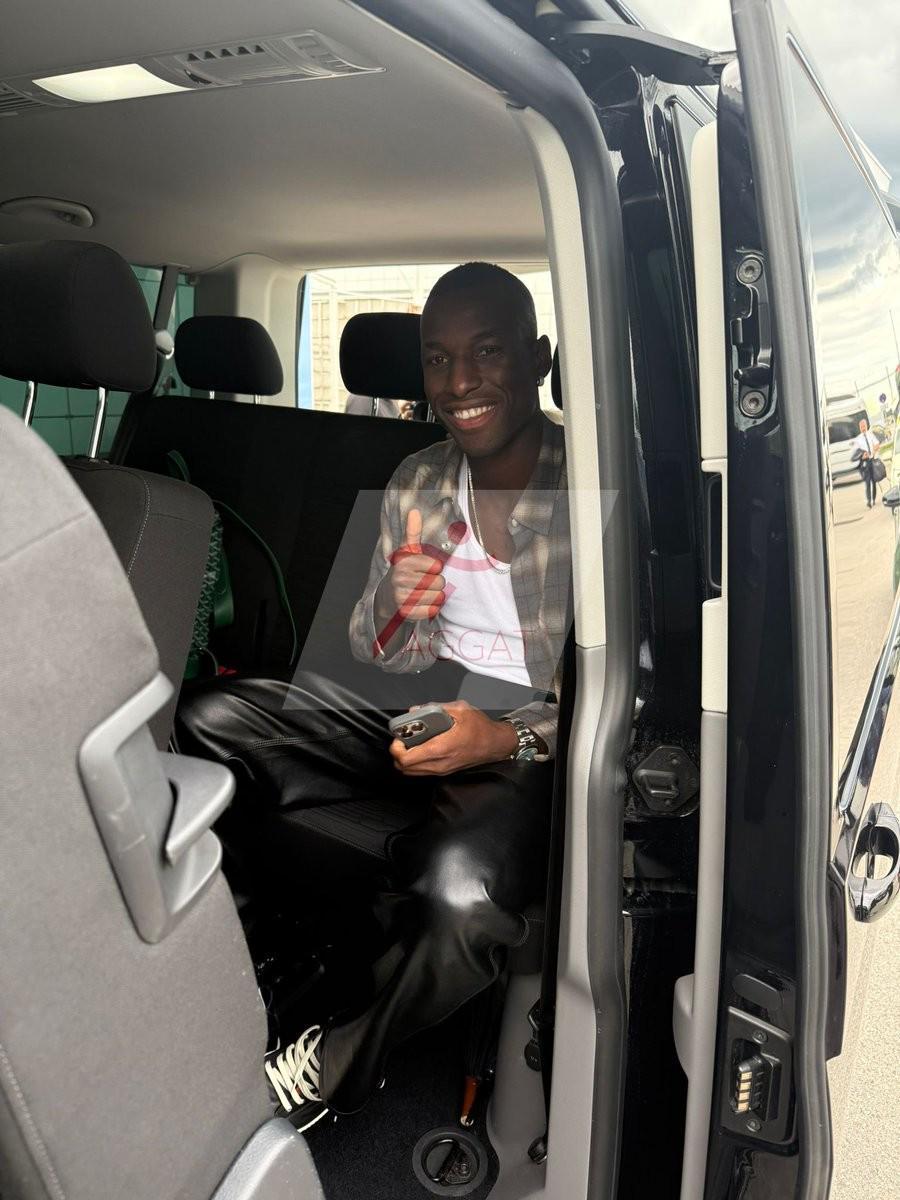 开云体育-中国官网登录入口-塞内加尔媒体：切尔西希望叫停雅克松外租，但球员团队拒绝了